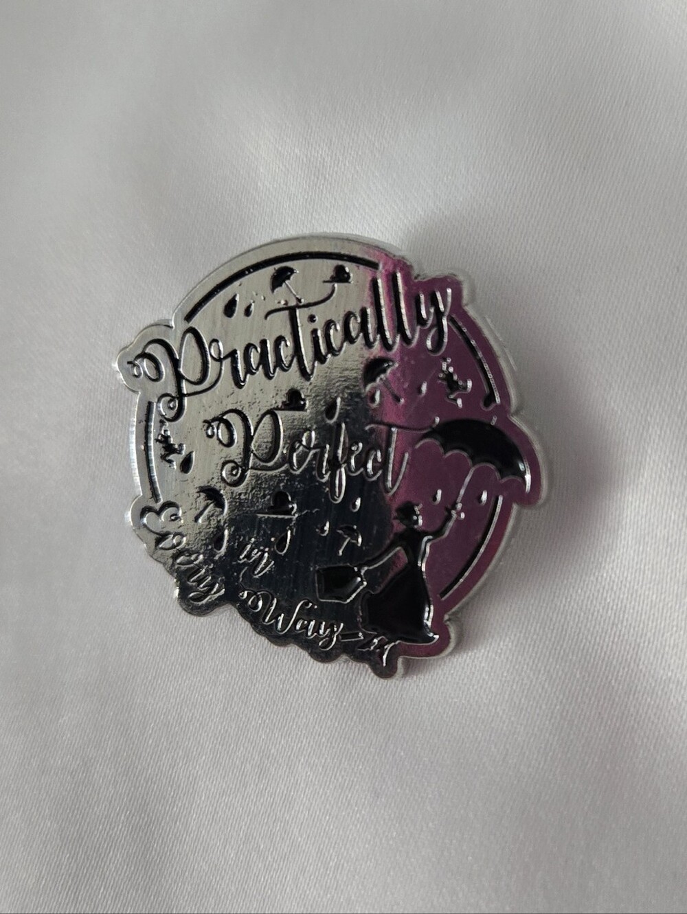 ❤️3/$6❤️Mary Poppins "Practically Perfect In Every Way" Enamel Lapel Pin